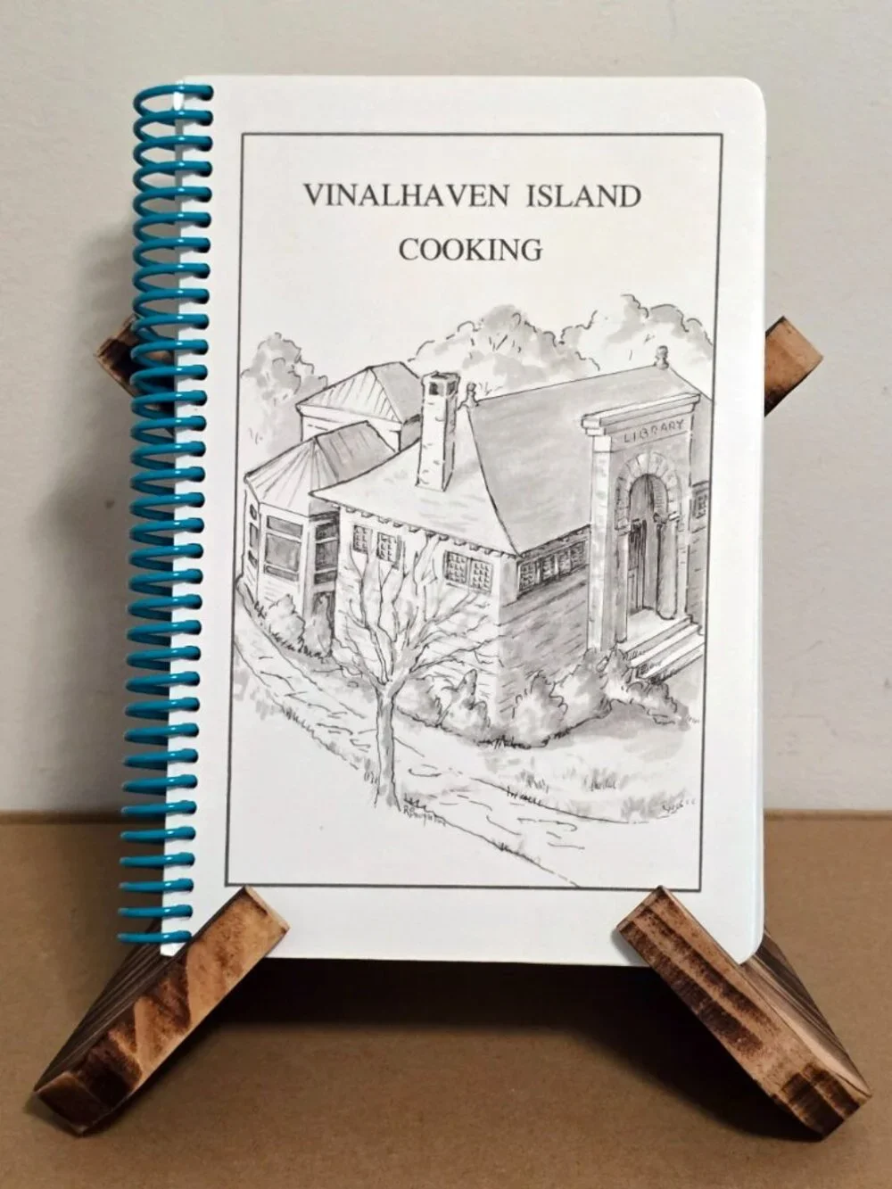 Maine Island Community Cookbooks Vinalhaven & Barters Island Lot 2 Local Lobster